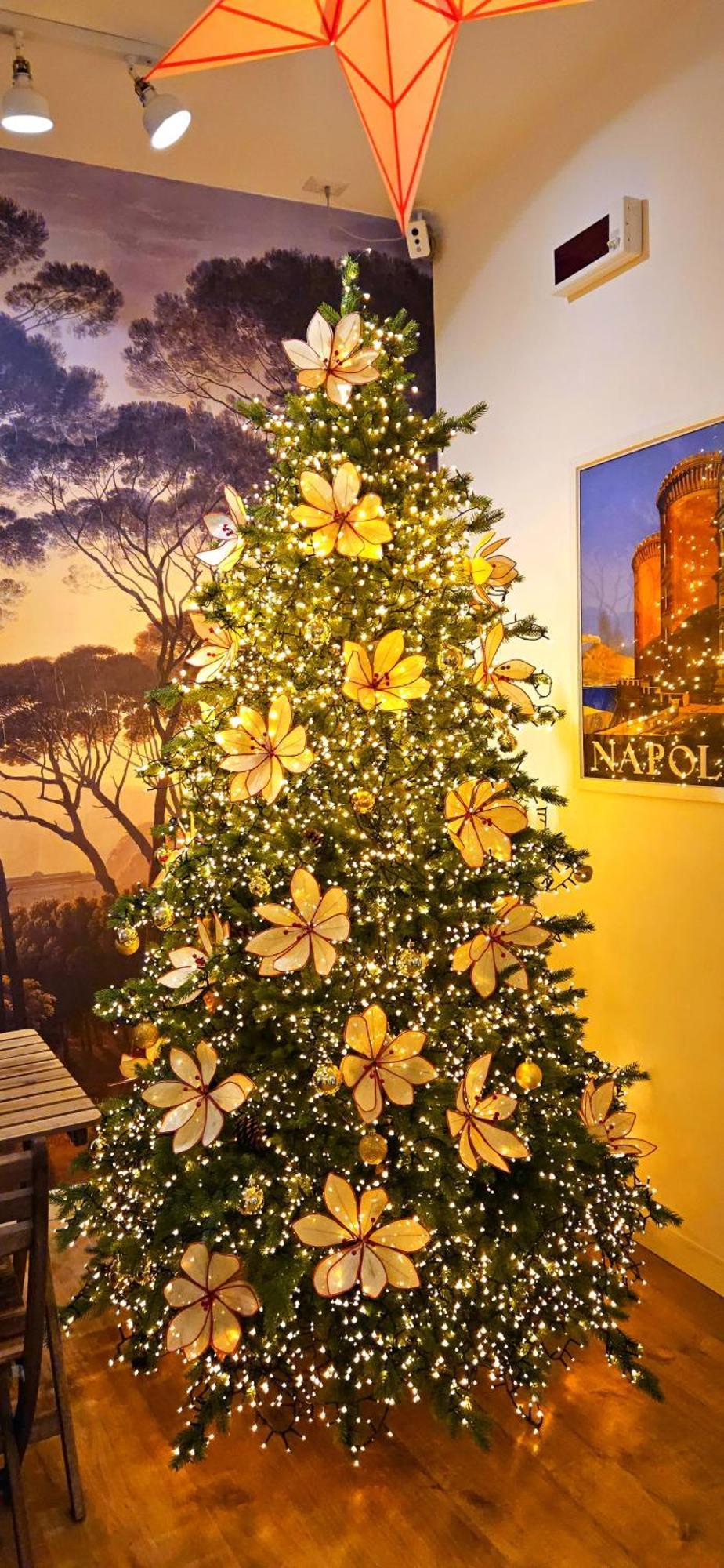 فندق Napoli Tree - Lungomare المظهر الخارجي الصورة